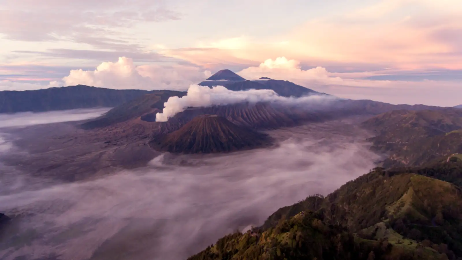Bromo Surabaya 2D1N