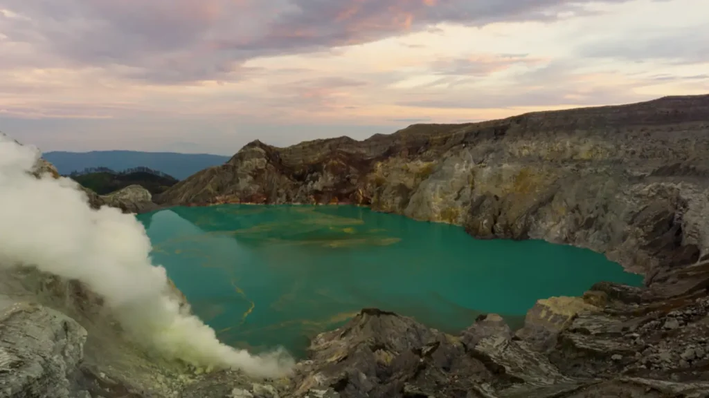 Ijen Crater Tour from Banyuwangi 1 Day Package 2026
