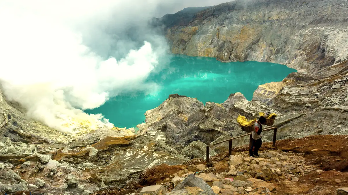 Kawah Ijen's Turquoise Lake and Volcanic Vistas Stunning turquoise Ijen Crater Lake with volcanic landscape